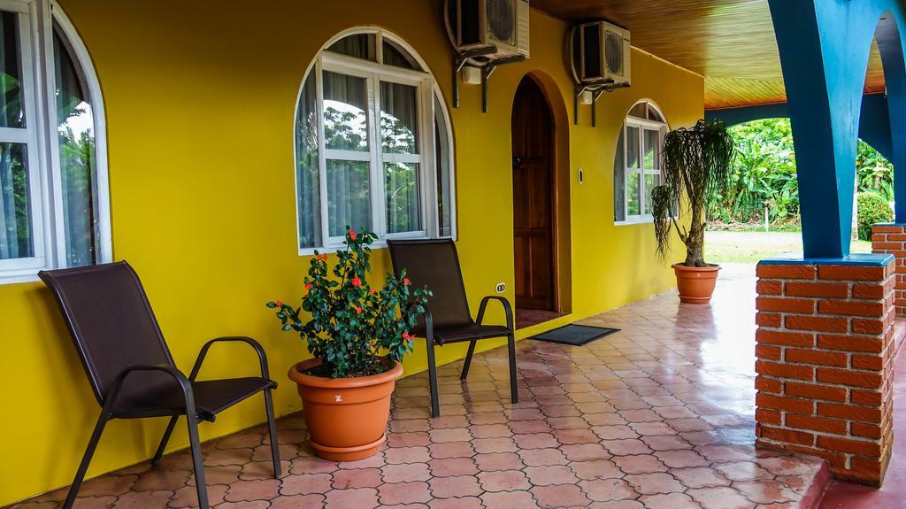 Hotel Tangara Arenal B&B La Fortuna Extérieur photo