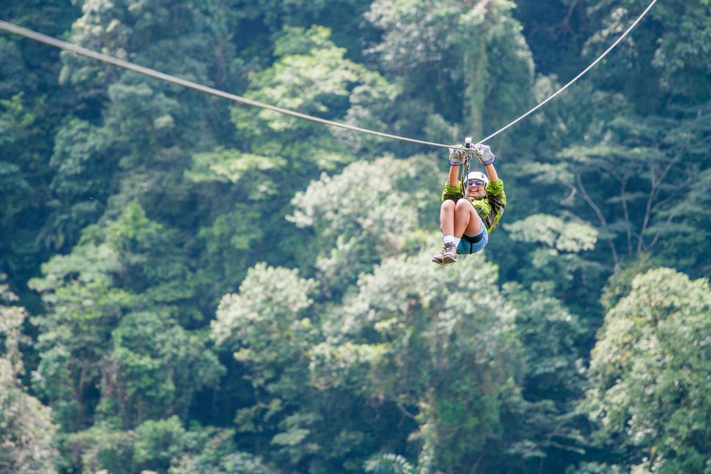 Hotel Tangara Arenal B&B La Fortuna Extérieur photo