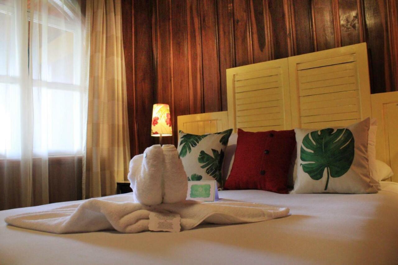 Hotel Tangara Arenal B&B La Fortuna Extérieur photo