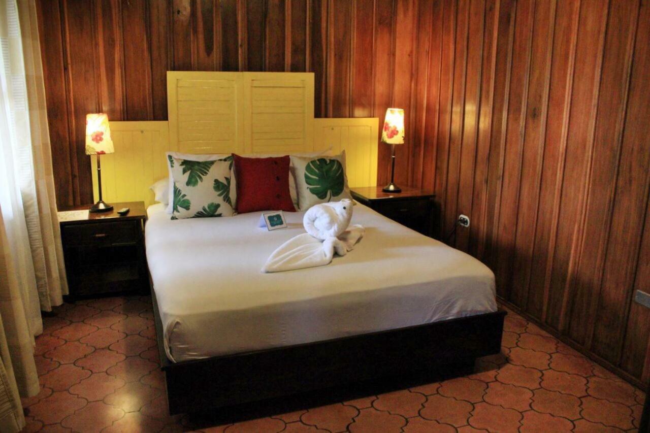 Hotel Tangara Arenal B&B La Fortuna Extérieur photo