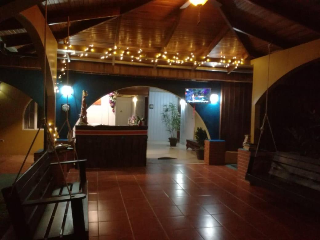 Hotel Tangara Arenal B&B La Fortuna Extérieur photo